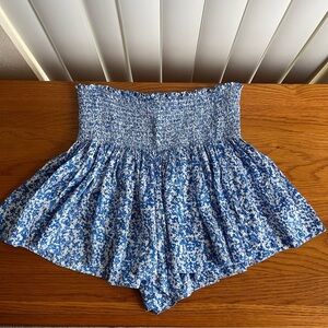 Koch Erica Skirt Shorts Blue and White Floral Size Small